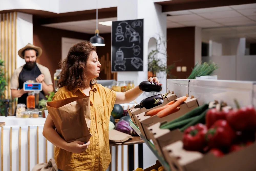 Retailul alimentar din România, aproape de a dispărea. Gigantii internaționali domină 85% din sector