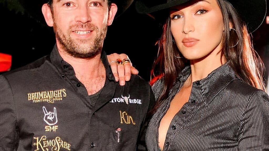 Bella Hadid Adan Banuelos