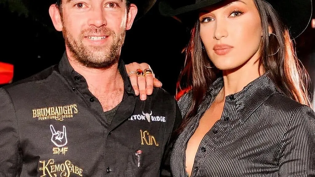 Bella Hadid Adan Banuelos