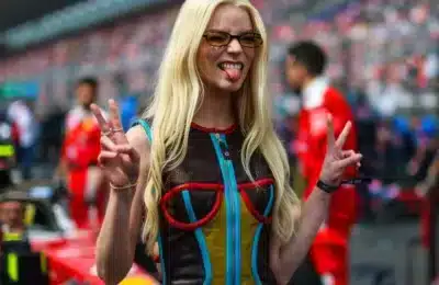 Anya Taylor-Joy schimba stilul la Formula 1 cu outfit din piele