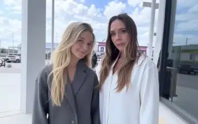 Harper Beckham arată identic cu Victoria la 14 ani în Miami