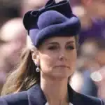 Kate Middleton a depus coroană pentru Regele Charles în ținută elegantă