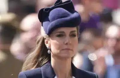 Kate Middleton a depus coroană pentru Regele Charles în ținută elegantă