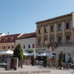 Secretarul Educației SUA a postat imagine AI cu trei mâini