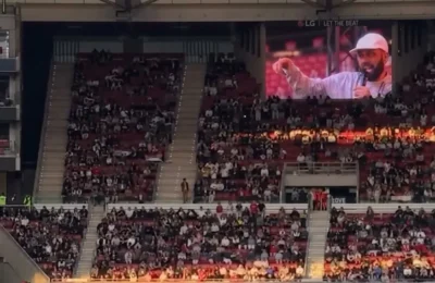 Dani Alves a șocat 35000 de fani. Fostul star al Barcelonei are o nouă viață
