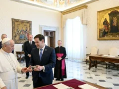 Rasturnare de situatie la Vatican. Ce s-a decis dupa ce Trump l-a numit pe Papa groaznic