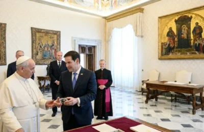 Rasturnare de situatie la Vatican. Ce s-a decis dupa ce Trump l-a numit pe Papa groaznic