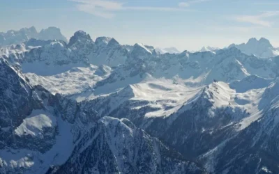 Zapada de 1.5 metri in mai. Ce trebuie sa stie romanii care merg pe Transfagarasan
