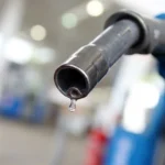 Benzina a sărit de 9 lei. Vestea neașteptată care schimbă totul pentru șoferi
