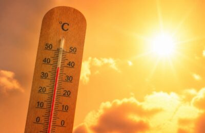 Canicula poate crește riscul cardiac chiar și la persoane sănătoase iar decesele legate de căldură au urcat cu peste 50 la sută
