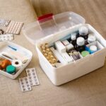 Ce trebuie să conțină trusa medicală de vacanță și de ce e recomandată o rezervă de medicamente pentru 3-7 zile