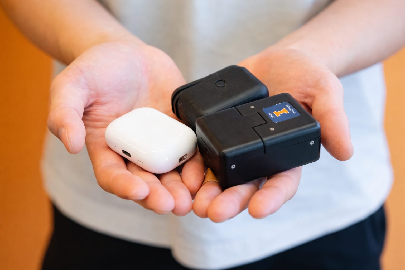 VPodDuo măsoară acasă biomarkeri pentru cancer, HIV și Zika într-un dispozitiv cât o cutie de AirPods