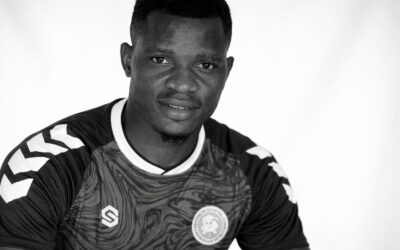 Doi fotbaliști de 27 de ani au murit în aceeași zi în Nigeria și Uganda