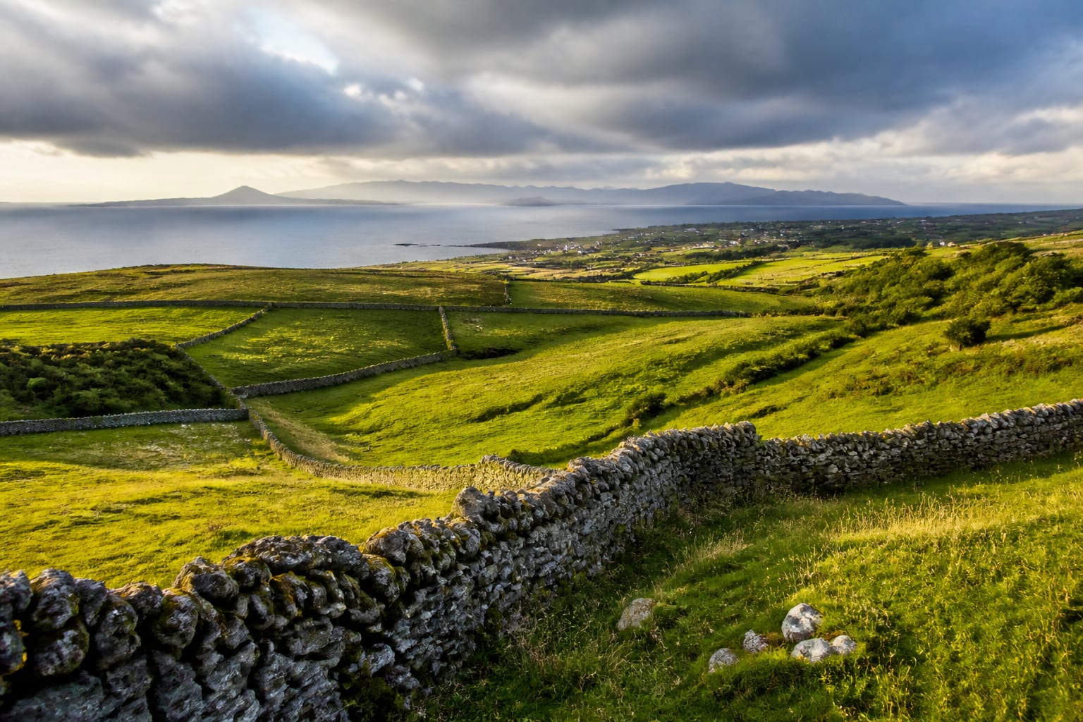 Irlanda a fost desemnată țara cu cele mai pitorești peisaje din lume într-un clasament al turiștilor