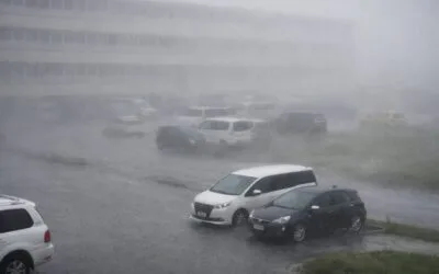 Un taifun lovește Japonia și forțează evacuarea a peste 260.000 de persoane