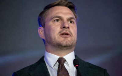 Ruslan Kravcenko a demisionat de la șefia Parchetului Ucrainei după percheziția din biroul său