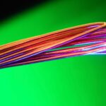 Cererea de cupru crește odată cu inteligența artificială. Ce rol pot avea fibra optică și diamantele sintetice