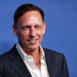 Peter Thiel critică effective altruism, dar admite că mișcarea a anticipat impactul uriaș al AI