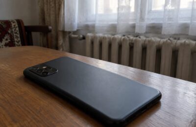 Ghostingul poate ascunde vinovăție. Ce trăiește persoana care lasă mesajele fără răspuns